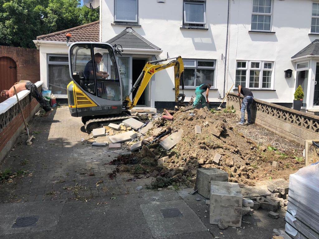 WhatsApp Image 2018-06-28 at 22.01.22 (3).jpeg