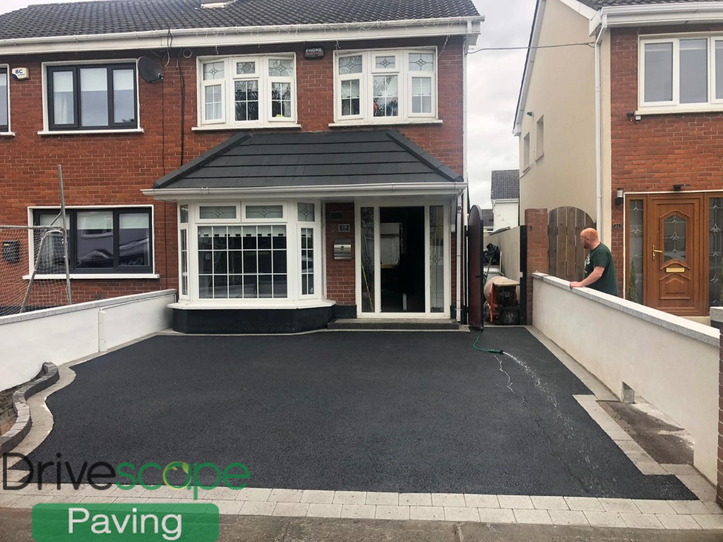 Asphalt Driveway with Silver Granite Borderline in Blanchardstown, Dublin