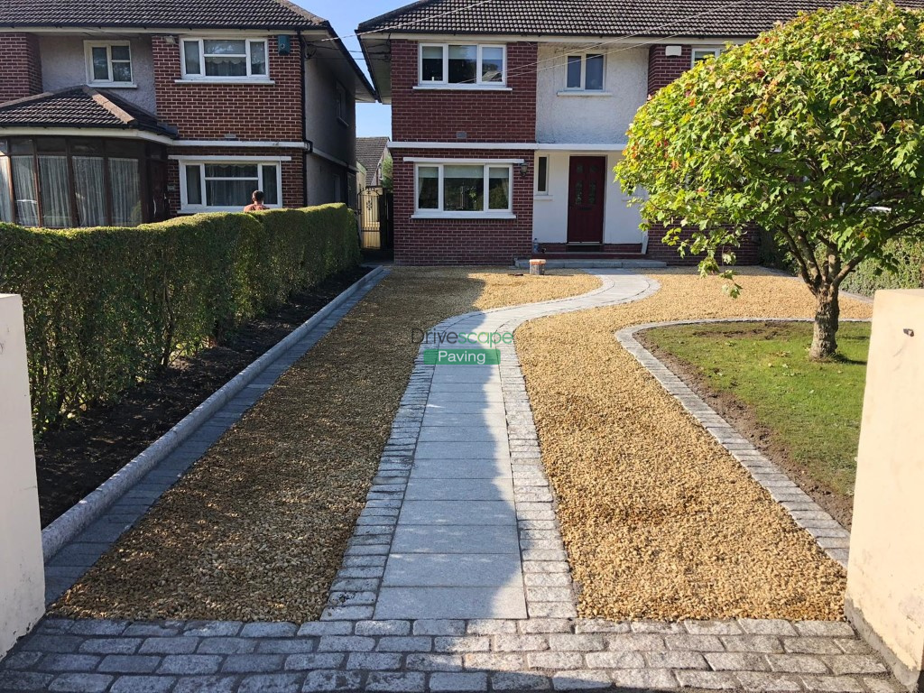Ballylusk Gravel Driveway with Granite Pathway and Cobbled Apron in Raheny