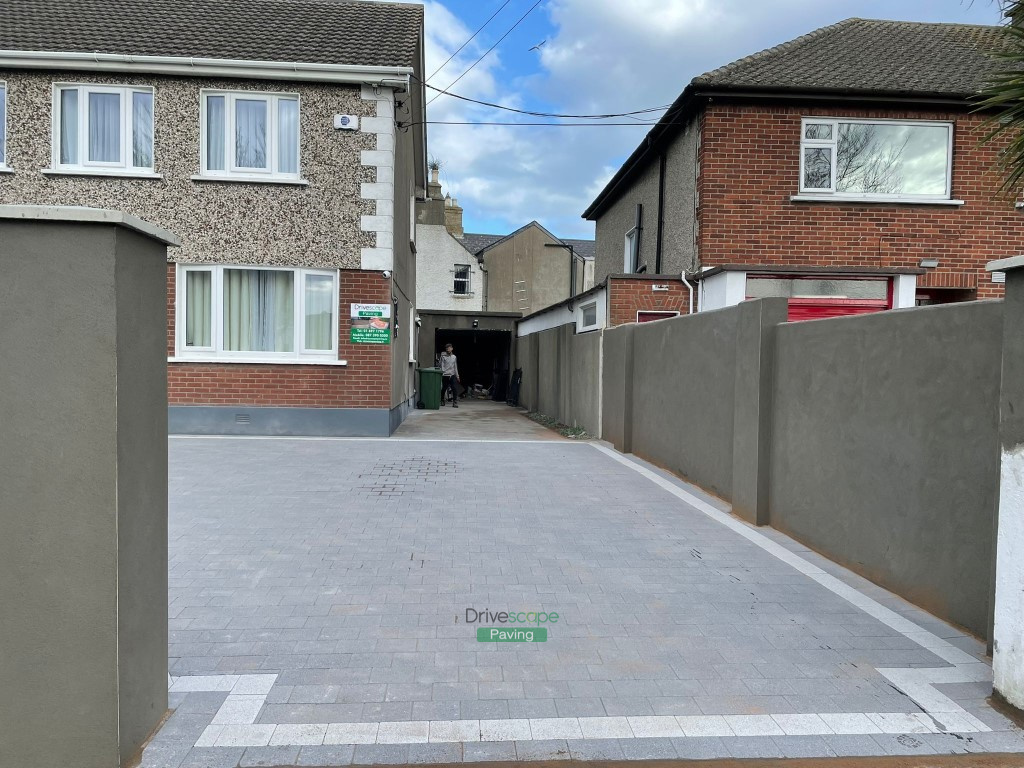 Corrib Paved Driveway with Raised and Plastered Wall in Baldoyle, Dublin