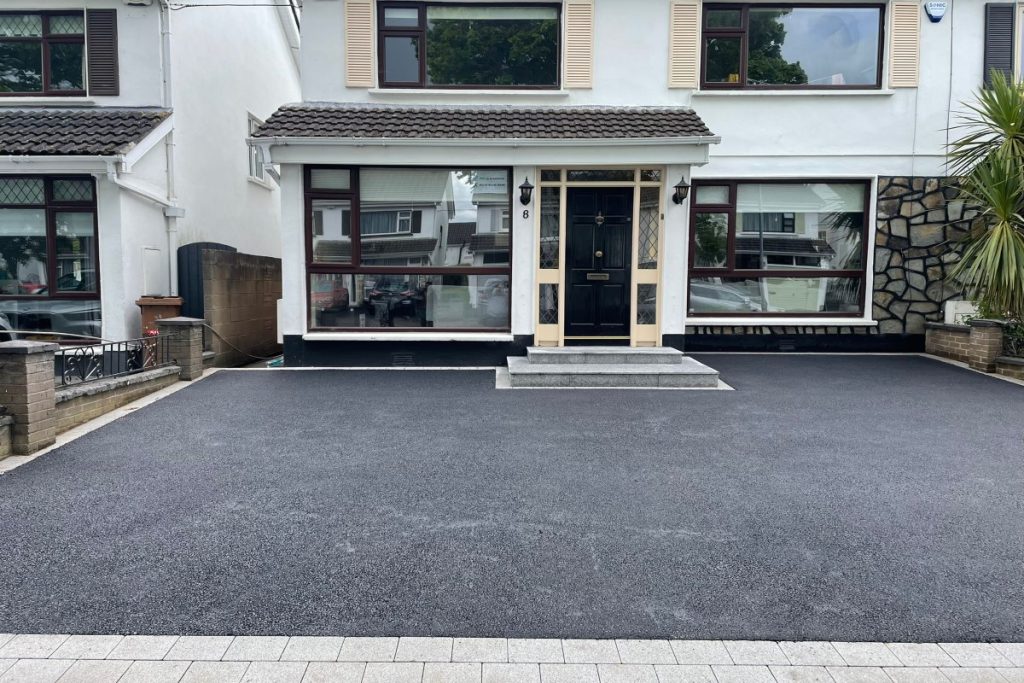 Asphalt Driveway with Granite Border and Double Step in Castleknock, Dublin (4)