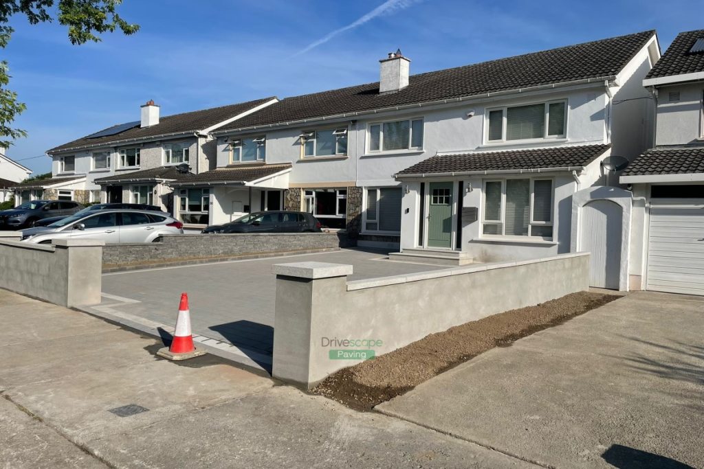 Corrib Paved Driveway with Plastered Walls and Pillars with Capping in Castleknock, Dublin (4)