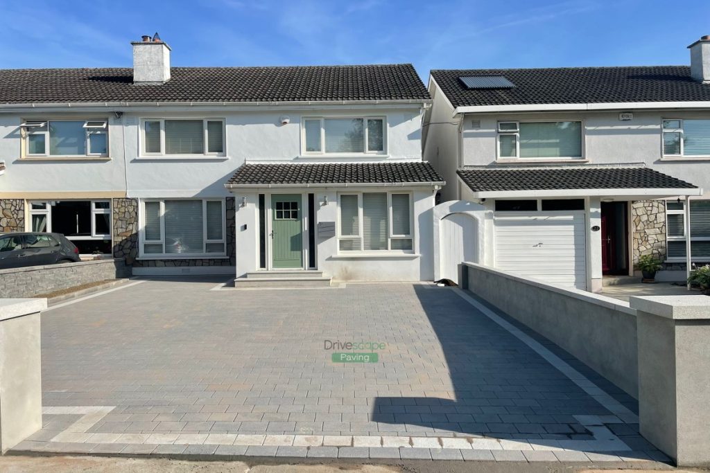 Corrib Paved Driveway with Plastered Walls and Pillars with Capping in Castleknock, Dublin (6)