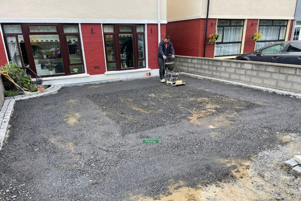 Driveway with Limestone Slabs and Granite Borderline in Cabra, Dublin (4)