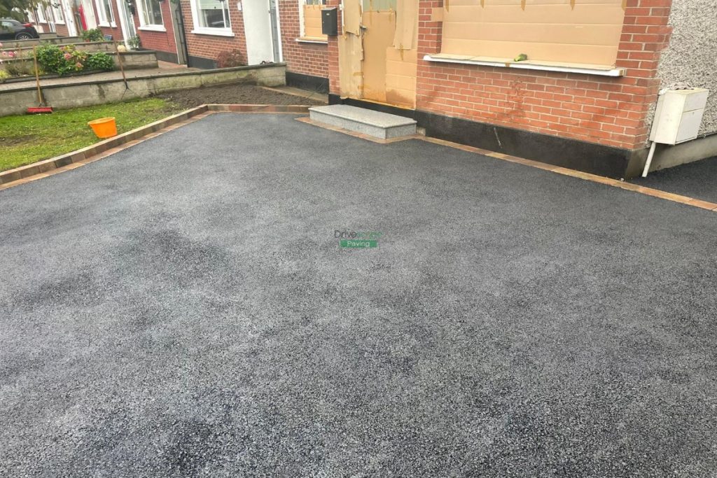 Asphalt Driveway with Granite Step and Corrib Paved Borderlines in Killester, Dublin (5)