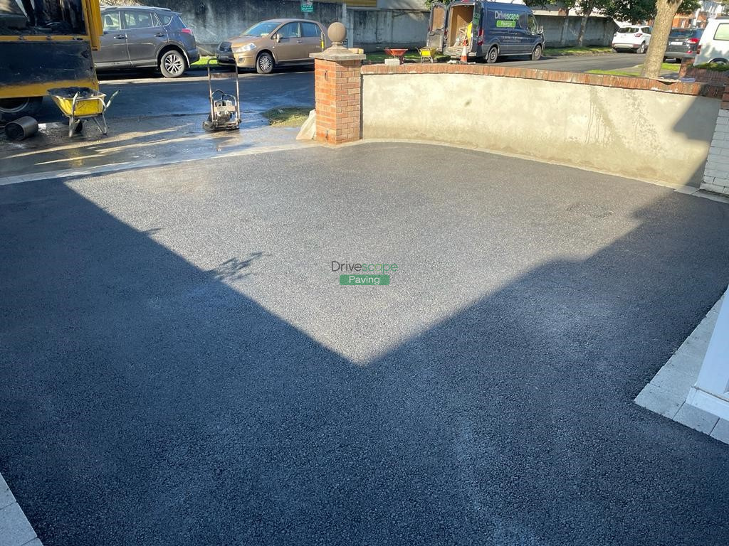 Asphalt Driveway with Silver Granite Borderline in Lucan, Dublin
