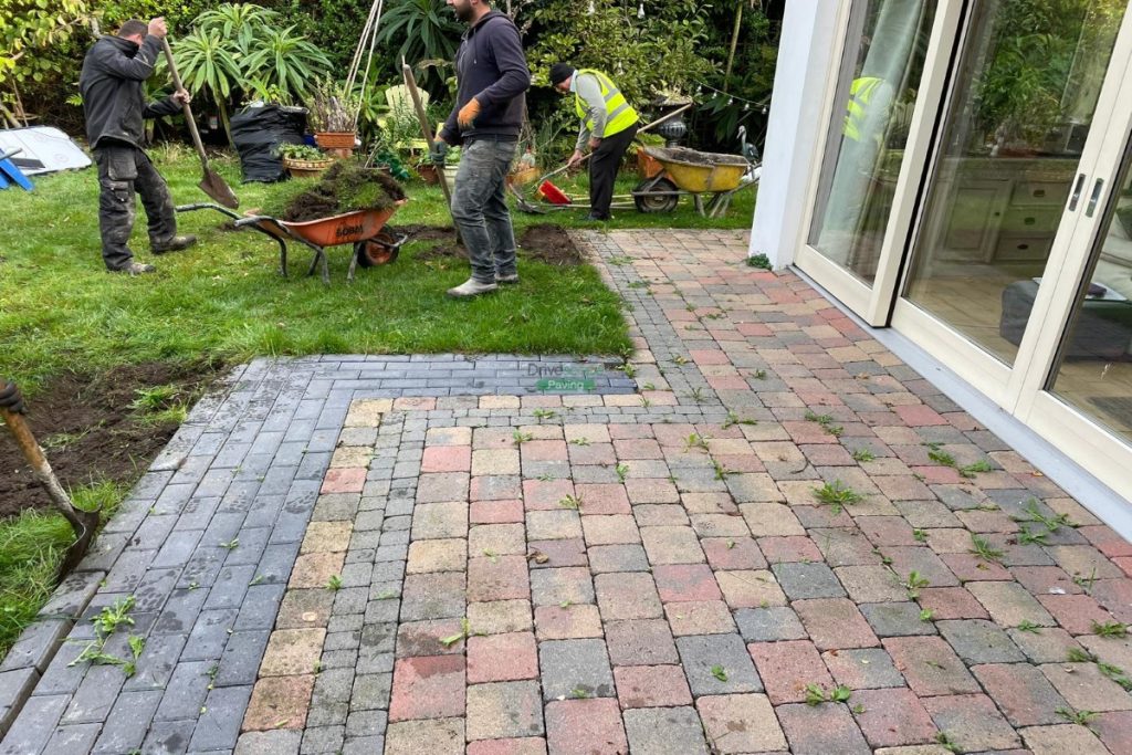 Patio with Black Slate Porcelain Tiles in Baldoyle, Dublin (3)