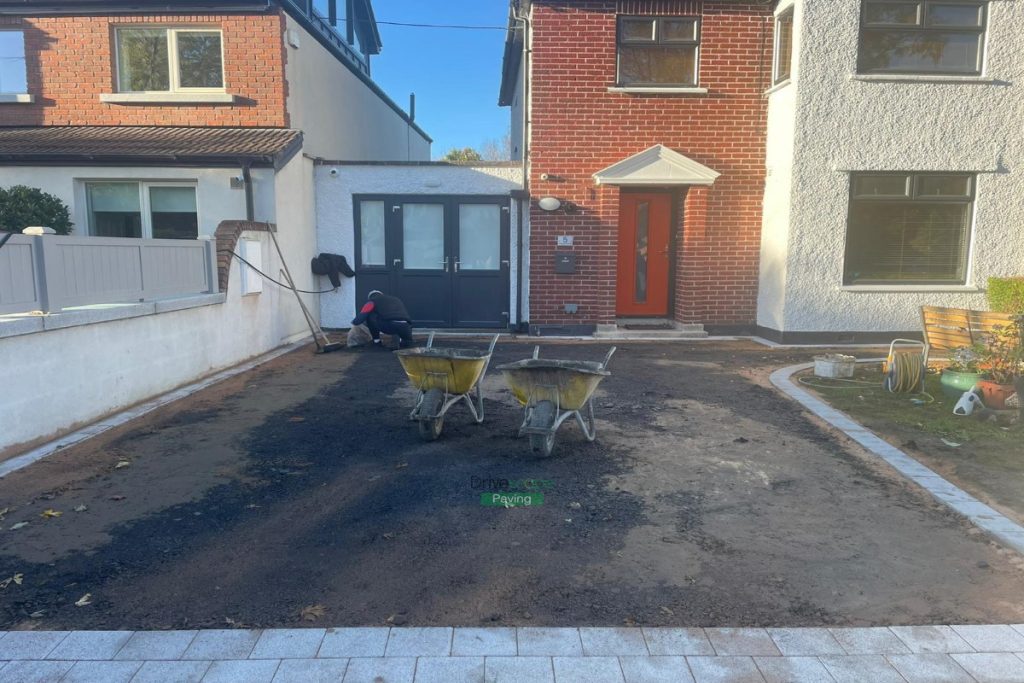 Asphalt Driveway with Silver Granite Border in Clontarf, Dublin (3)