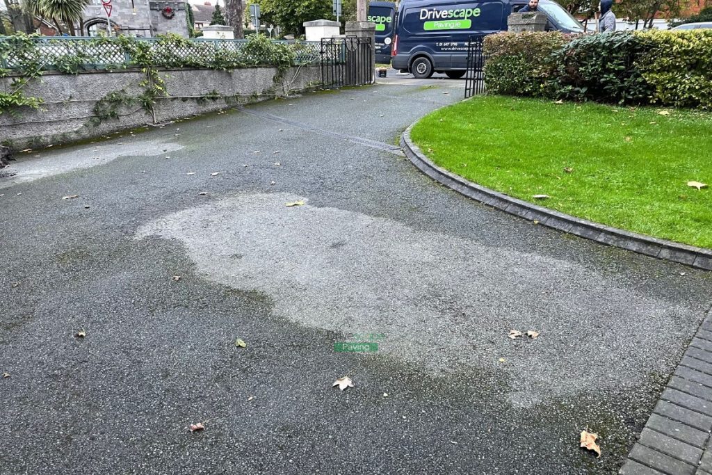 Asphalt Driveway with Silver Granite Borderline and Apron in Clontarf, Dublin (2)