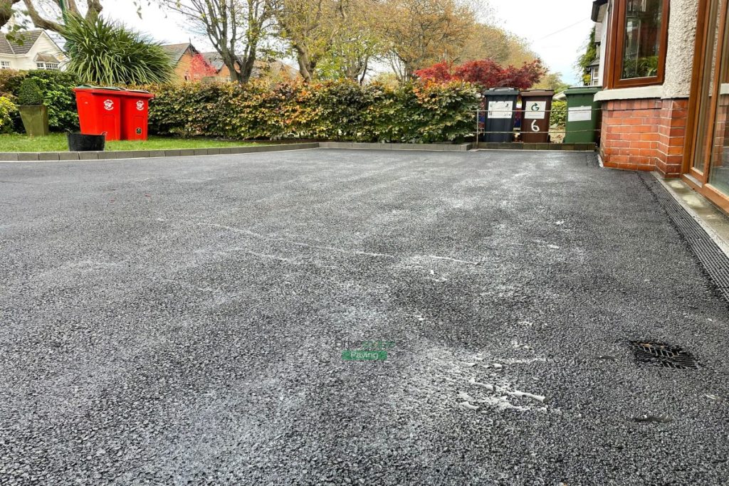Asphalt Driveway with Silver Granite Borderline and Apron in Clontarf, Dublin (4)