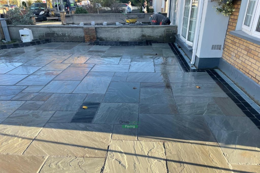 Driveway with Kandla Grey Limestone Slabs and Cobblestone Border in Hartstown, Dublin (6)