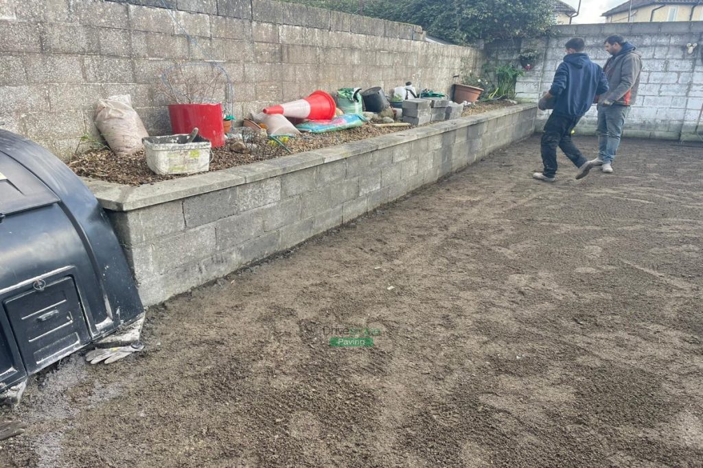 Patio with Charcoal and Rustic Classic Flags in Whitehall, Dublin (3)