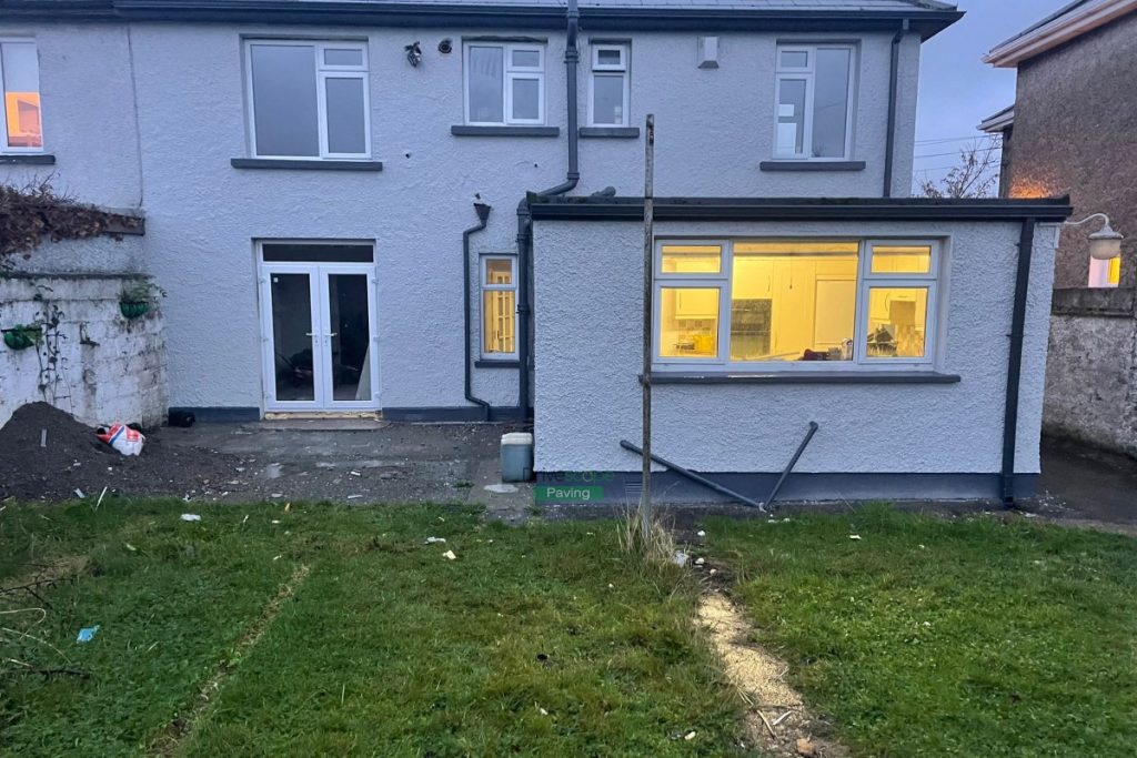 Patio with Newgrange Granite Slabs and Black Granite Borderline in Blanchardstown, Dublin (1)