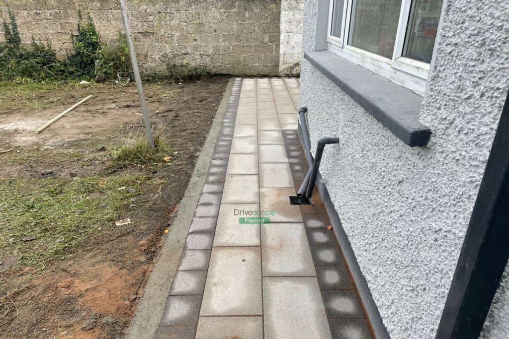 Patio with Newgrange Granite Slabs and Black Granite Borderline in Blanchardstown, Dublin (5)