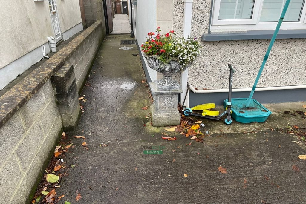 Asphalt Driveway with Granite Pathway, Apron and Border in Hartstown, Dublin (2)