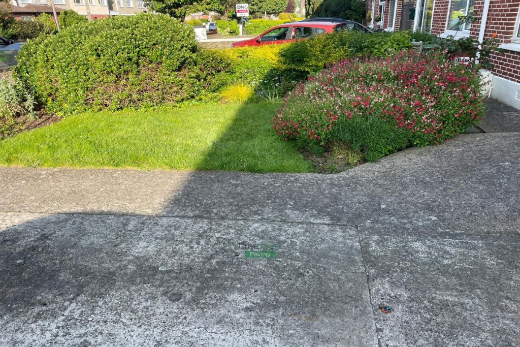 Driveway with Ballylusk Gravel, Natural Granite Slabs and Bullnose Step in Stillorgan, Dublin (3)