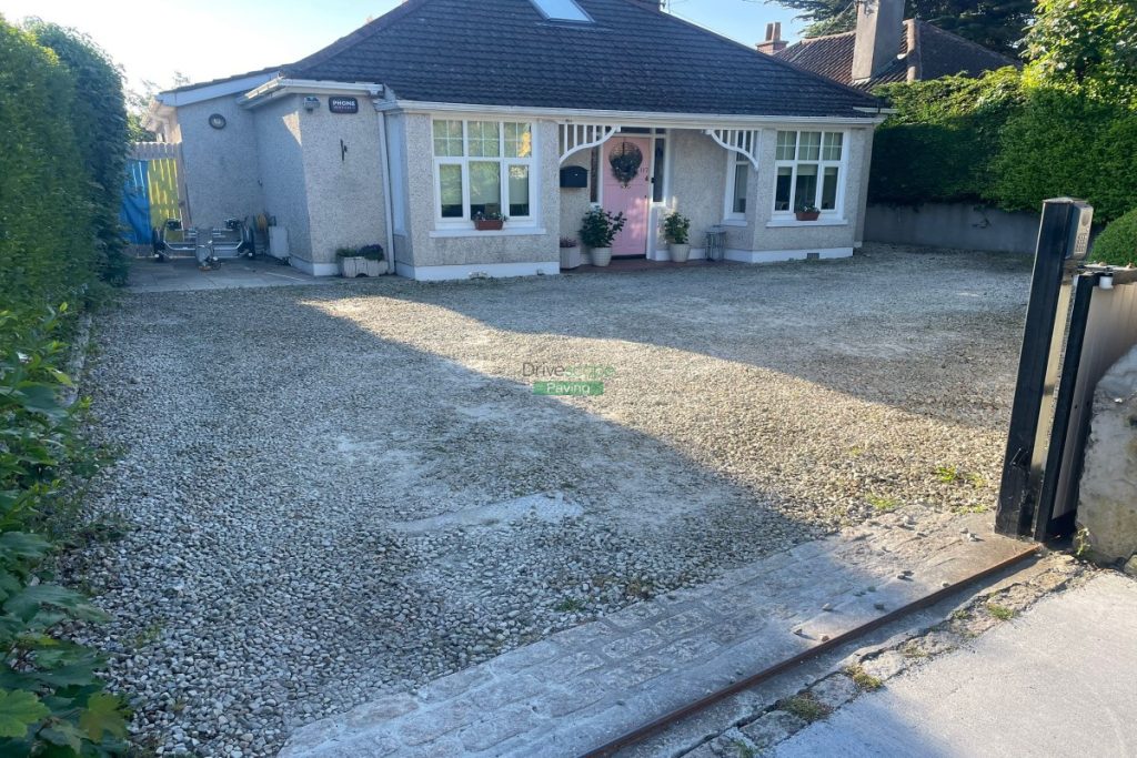 Driveway with Golden Gravel in Churchtown, Dublin (1)