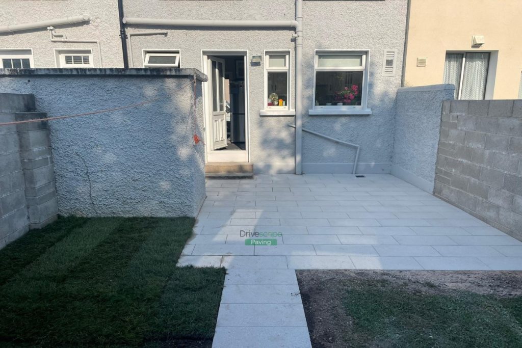 Asphalt Driveway with Newgrange Slabbed Patio in Ballyfermot, Dublin (4)