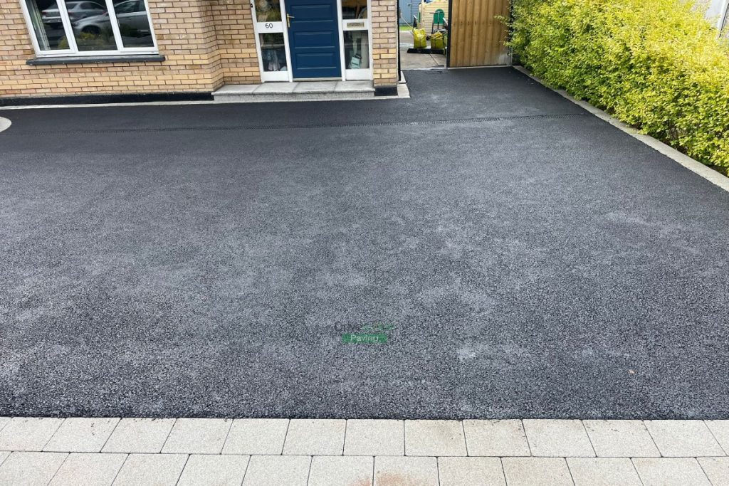Asphalt Driveway with Silver Granite Borderline and Step in Clonsilla, Dublin (5)