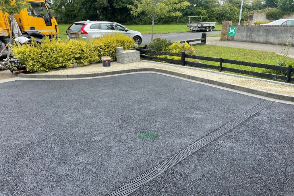 Asphalt Driveway with Silver Granite Borderline and Step in Clonsilla, Dublin (7)