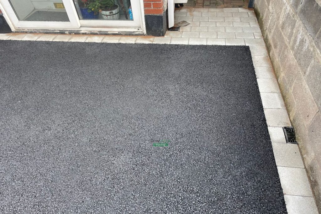 Asphalt Driveway with Silver Granite Apron, Border and Pathway in Templeogue, Dublin (3)