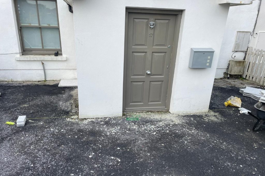 Gravelled Driveway with Granite Slabs in Inchicore, Dublin (5)