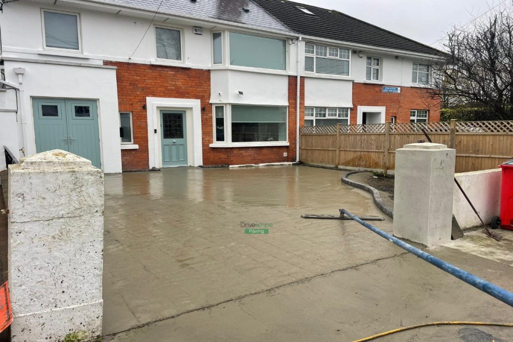 Light Brushed Concrete Driveway in Killester, Co. Dublin (4)