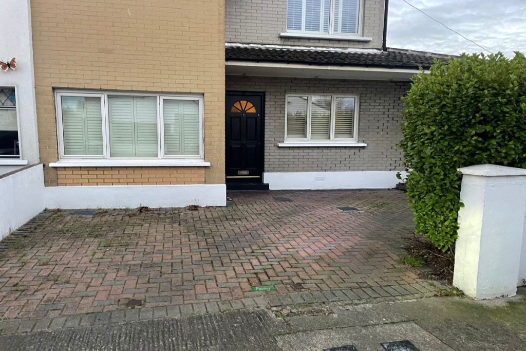 Asphalt Driveway with Corrib Border and Granite Step in Killester, Dublin (2)