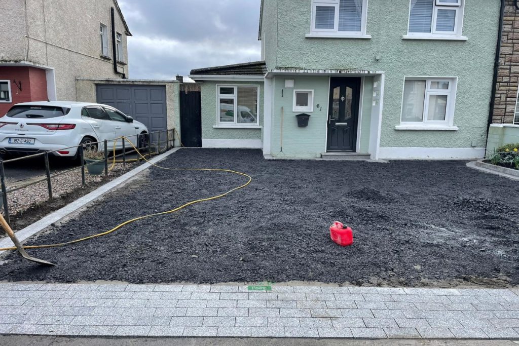 Asphalt Driveway with Granite Cobbles and Kerbs in Finglas, Dublin (2)