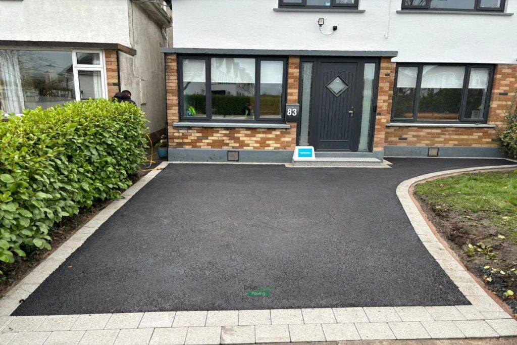 Asphalt Driveway with Silver Granite Corrib Paved Border in Portmarnock, Dublin
