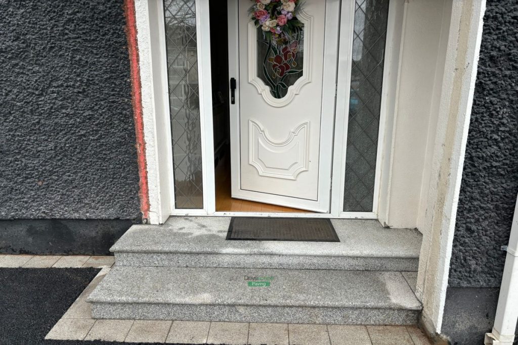 Asphalt Driveway with Granite Borderline in Blanchardstown, Dublin (4)