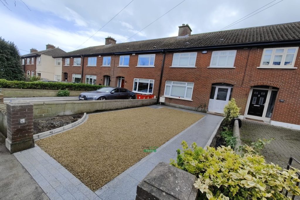 Gravelled Driveway with Granite Apron and Pathway in Clontarf, Dublin (3)