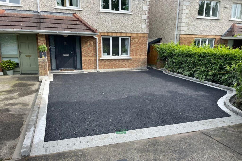 Asphalt Driveway with Silver Granite Borderline in Clonee, Dublin
