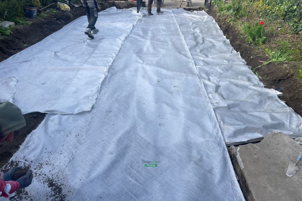 Gravelled Driveway with Cobbled Apron and Granite Pathway in Raheny, Dublin (2)
