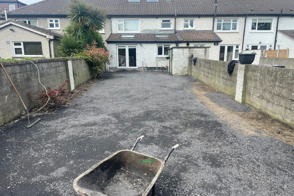 Porcelain Tiled Patio with Steps and Artificial Grass in Clontarf, Dublin (3)