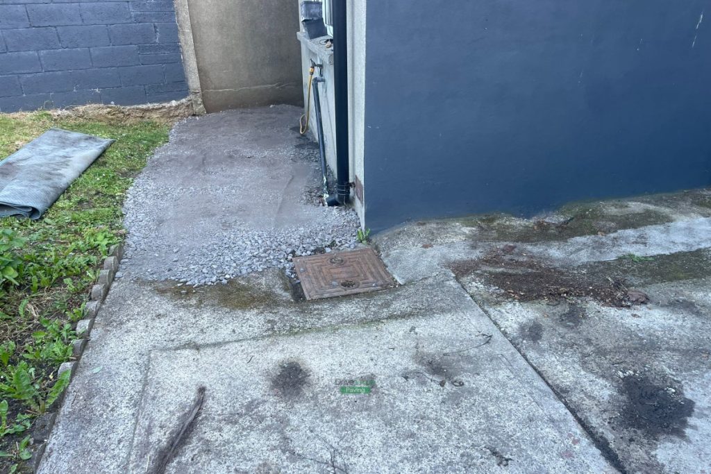 Patio with Porcelain Tiles and Granite Cobbles in Santry, Dublin (2)