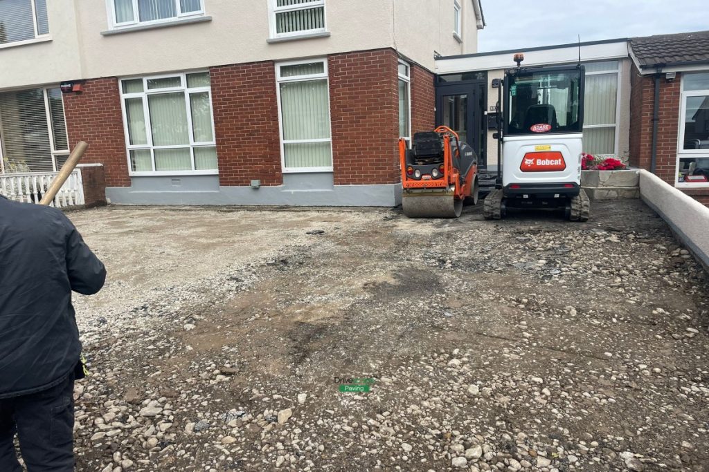 Asphalt Driveway with Silver Granite Border, Kerbstones and Bullnose Step in Portmarnock, Co. Dublin (2)