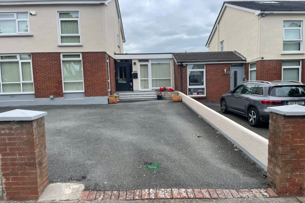 Asphalt Driveway with Silver Granite Border, Kerbstones and Bullnose Step in Portmarnock, Co. Dublin (4)