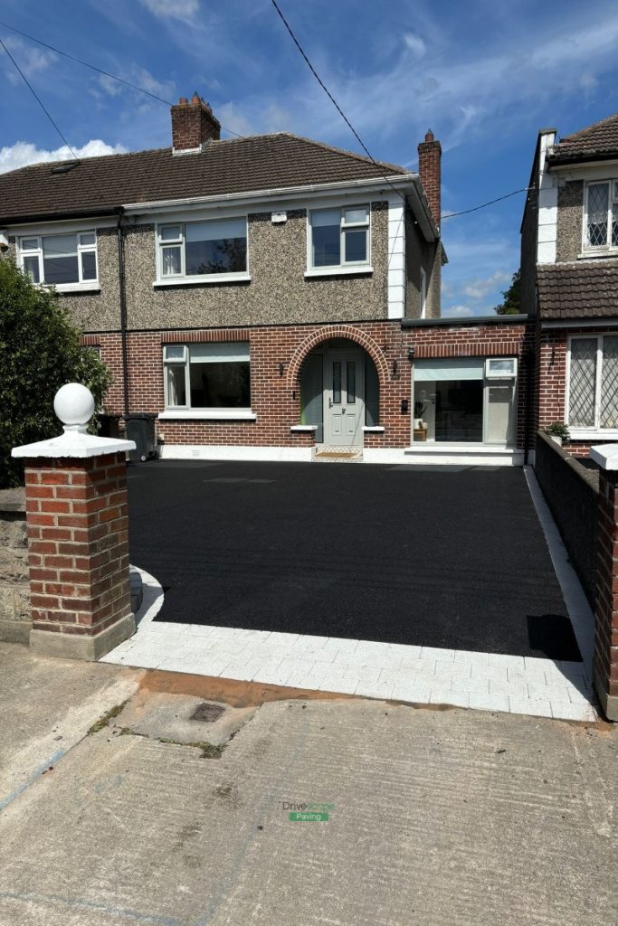 Asphalt Driveway with Granite Borderlines and Apron in Glasnevin, Dublin (3)
