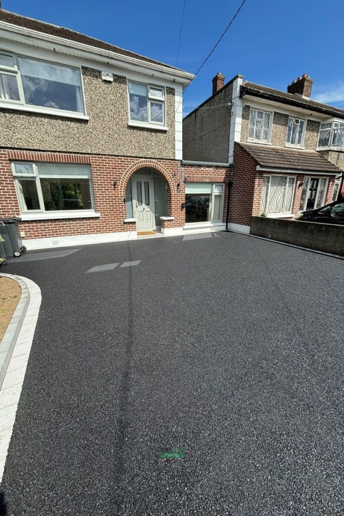 Asphalt Driveway with Granite Borderlines and Apron in Glasnevin, Dublin (5)