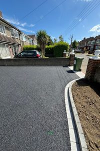 Asphalt Driveway with Granite Borderlines and Apron in Glasnevin, Dublin (6)