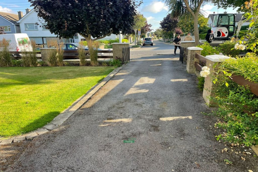 Asphalt Driveway with Silver Corrib Border in Sutton, Dublin (1)