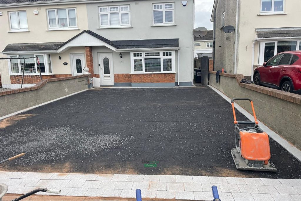 Asphalt Driveway with Silver Granite Borderline in Dublin 15 (3)