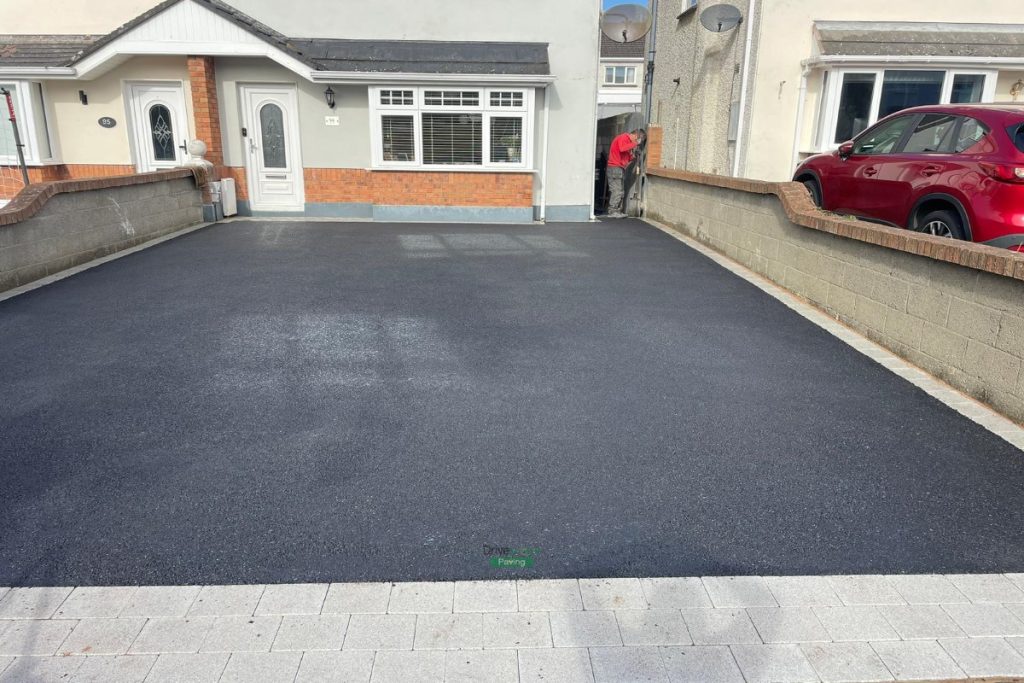 Asphalt Driveway with Silver Granite Borderline in Dublin 15 (5)