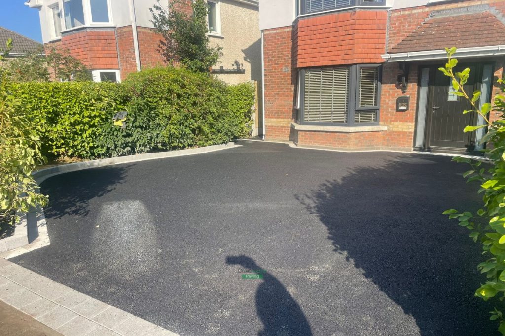 Asphalt Driveway with Silver Granite Corrib Borders in Swords, Dublin (2)
