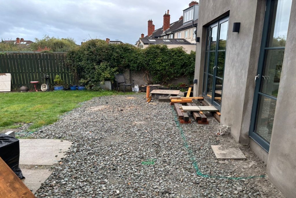 Patio with Porcelain Tiles and Limestone Cobbles in Clontarf, Dublin (1)