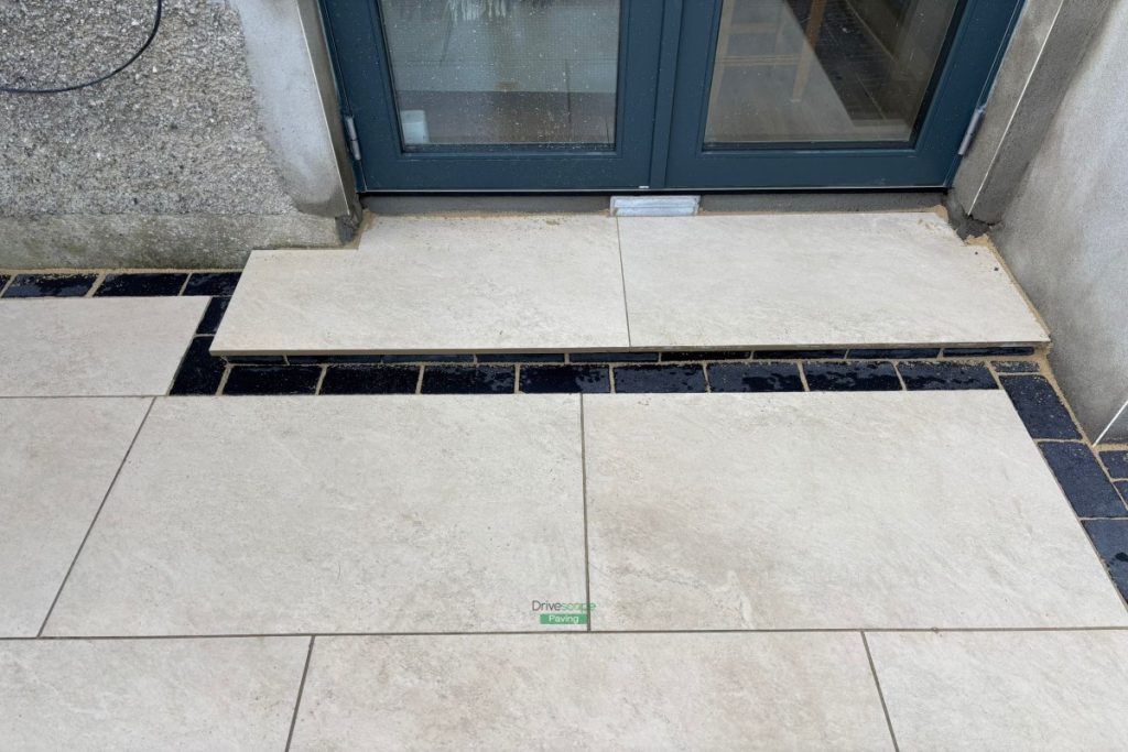 Patio with Porcelain Tiles and Limestone Cobbles in Clontarf, Dublin (8)