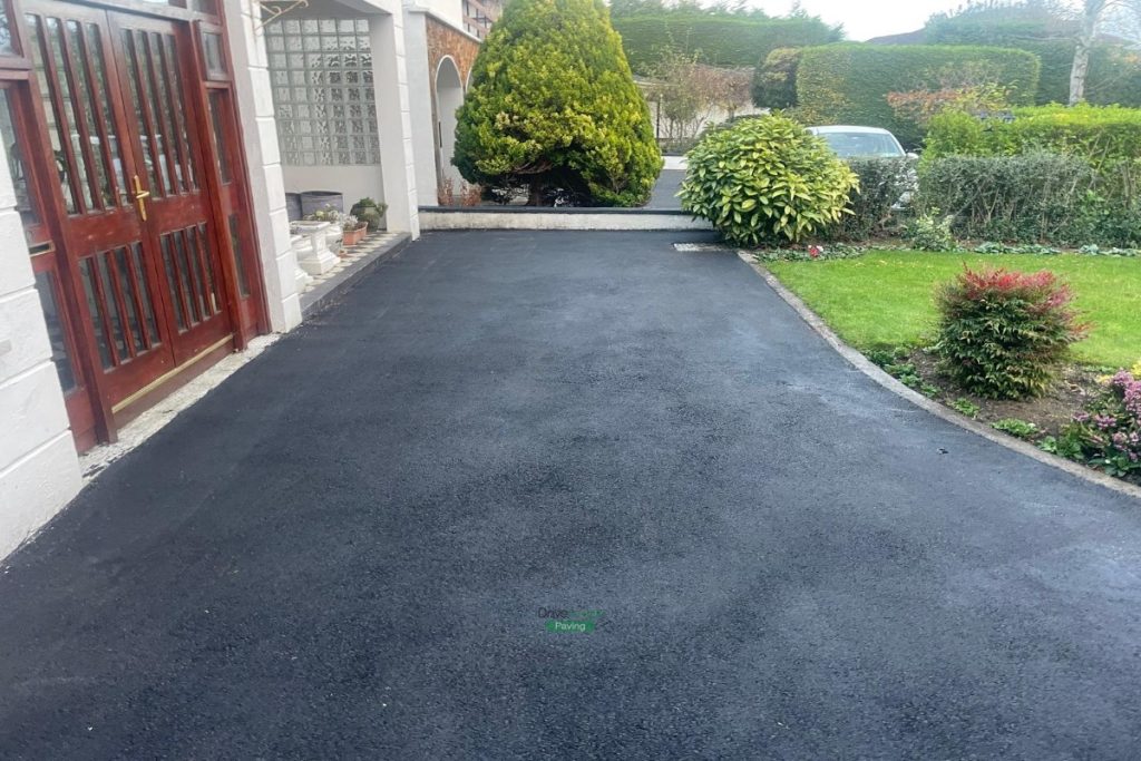Asphalt Driveway with Silver Granite Apron in Castleknock, Dublin (3)