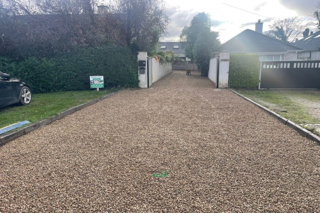 Gravelled Driveway with Granite Cobbles in Greystones, Co. Wicklow (8)