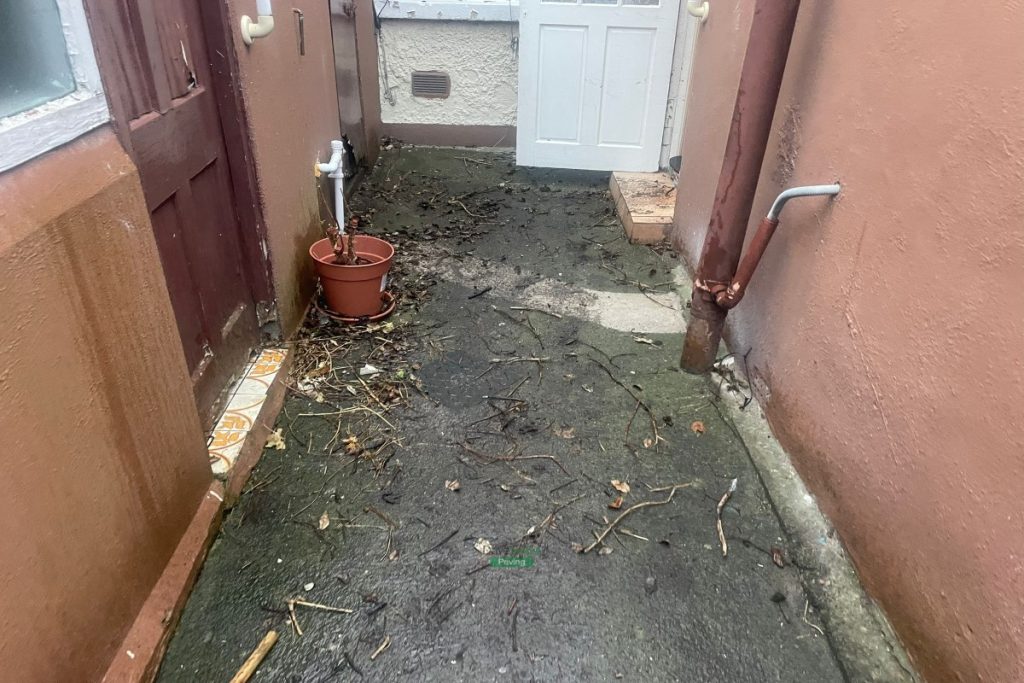 Patio with Classic Slabs in Smithfield, Dublin (1)
